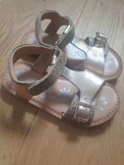 Sandale Kickers piele nr. 26