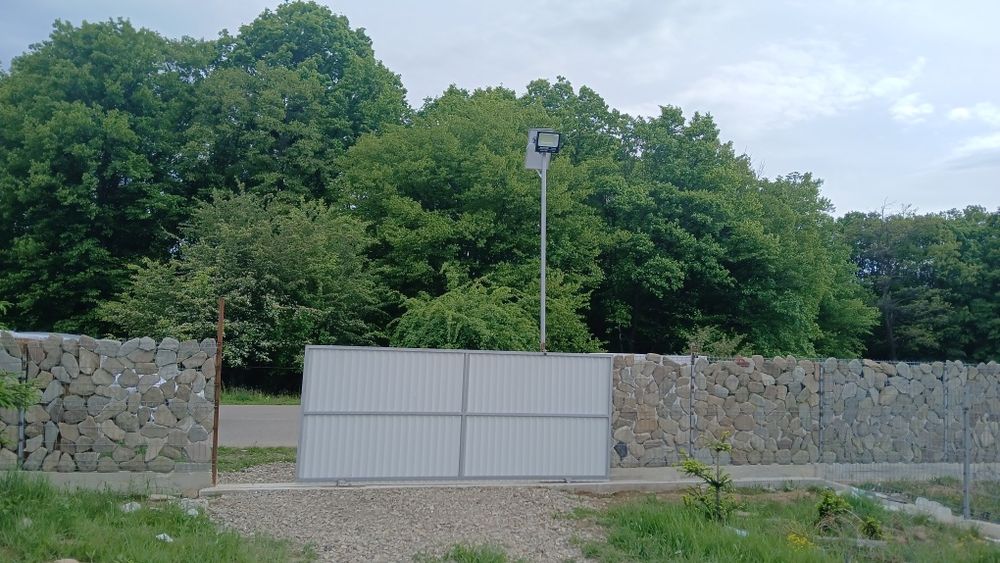 Vind casă de vacanță tip A situată într-o zonă superbă în zona vălenii