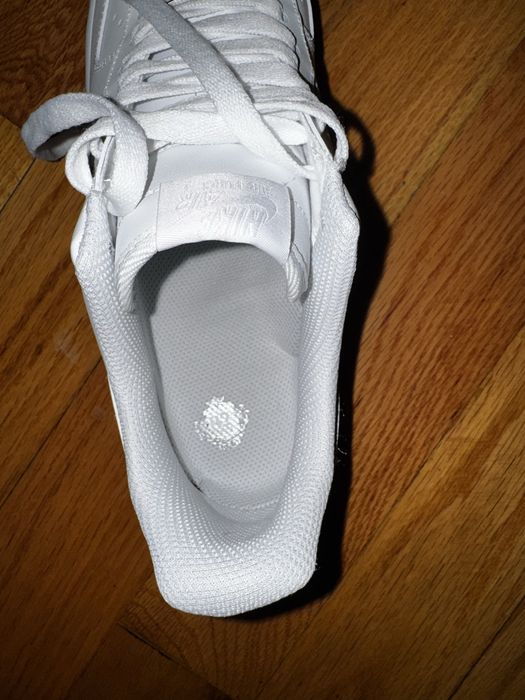 air force 1 nepurtati in conditie perfecta