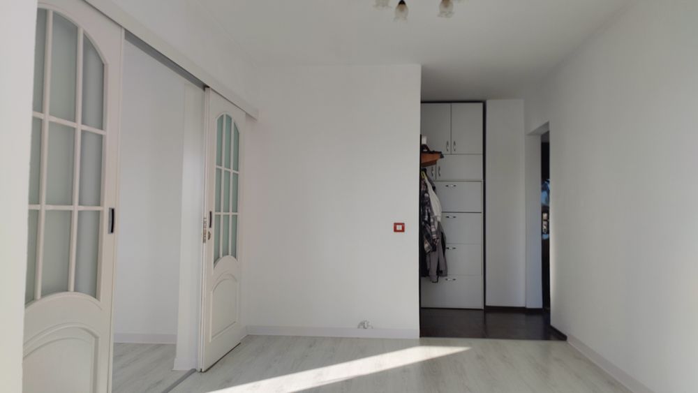 Proprietar vând partament cu două camere Trivale