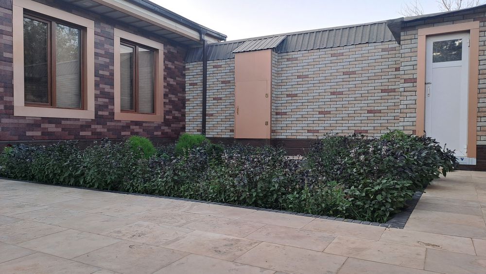 Коттедж в военном городке ,уютный,чистый,6 комнат