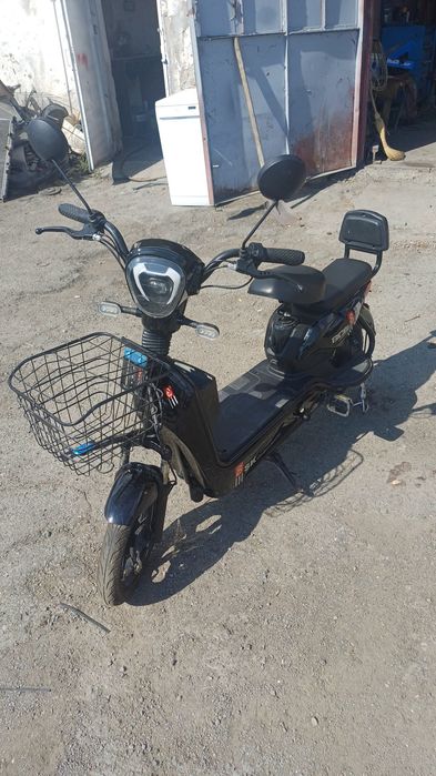 Електрически скутер