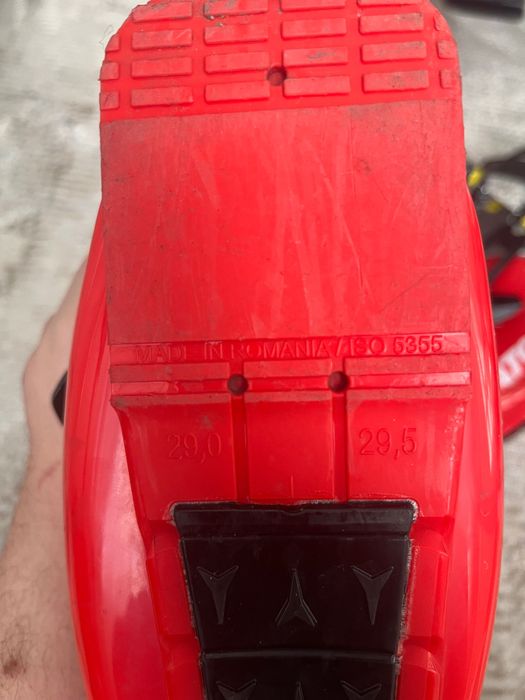 Горнолыжные ботинки Atomic Redster Pro 130