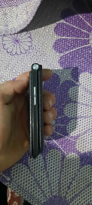 Novey telefon sotiladi raskaladoshka