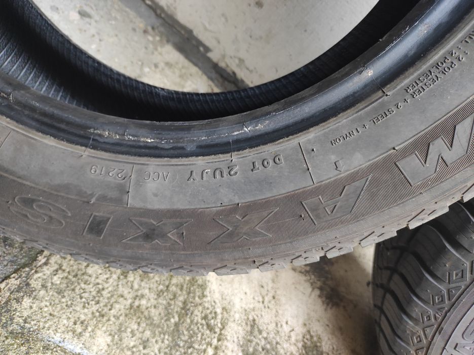 Всесезонни гуми 225/60 r17 2бр.