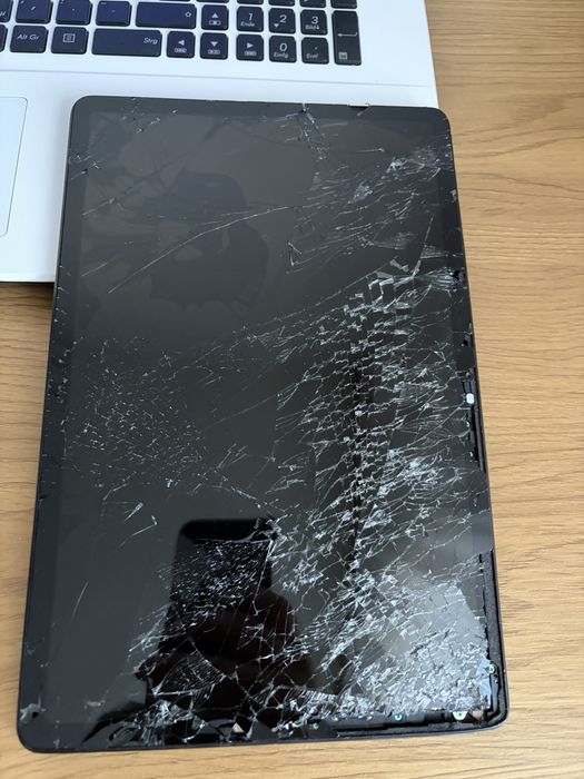 Tableta Lenovo Tab M11 . Display spart