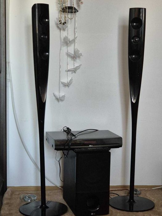 Vand combina muzicala cu telecomanda - marca LG