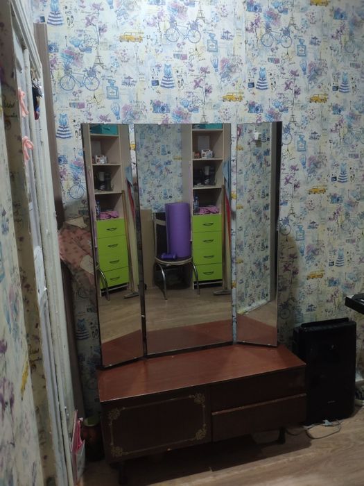 Трильяж с зеркалами