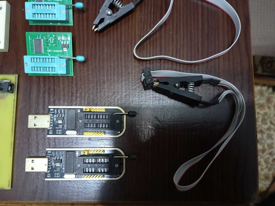 Set EEPROM si programator Flash pe CH341A, USB, 5 V