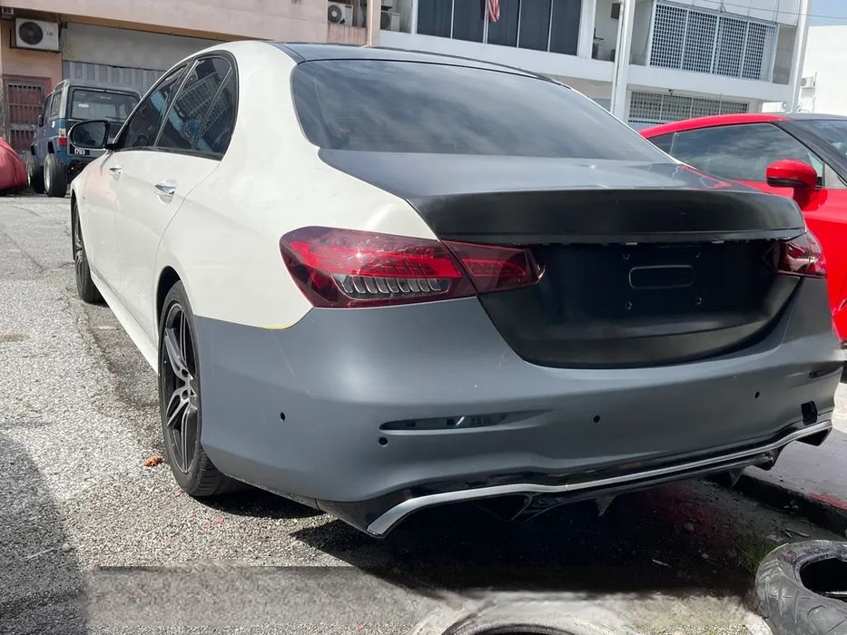 Mercedes W213 facelift E63AMG пакет фарове стопове капак броня решетка