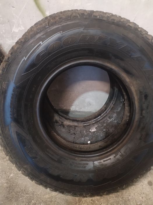 Vand 4 buc Cauciucuri Goodyear stare foarte buna că nouă
Dimensiuni: 2