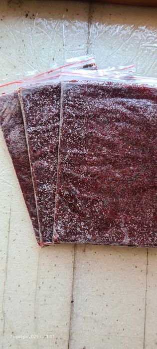 Мотыль замороженный