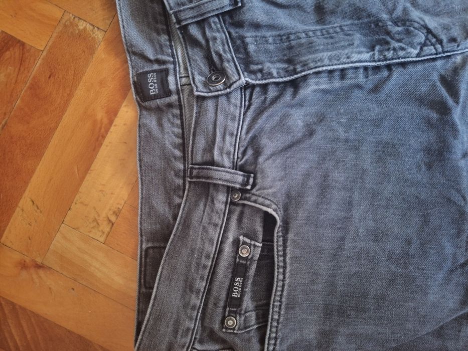 Blugi Hugo Boss barbati