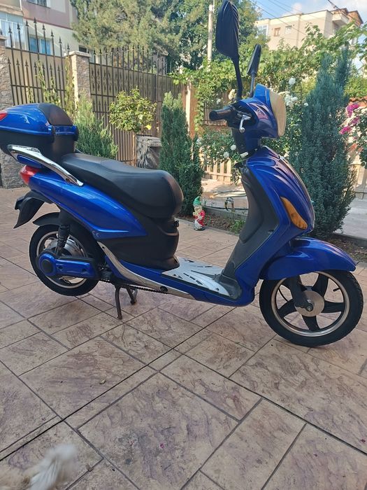 Scuter electric.