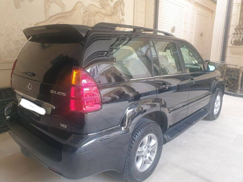 Машина Lexux GX470