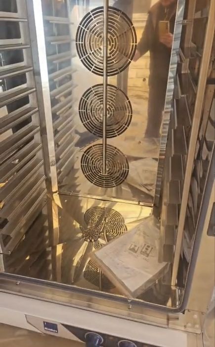 Пароконвектомат Radax