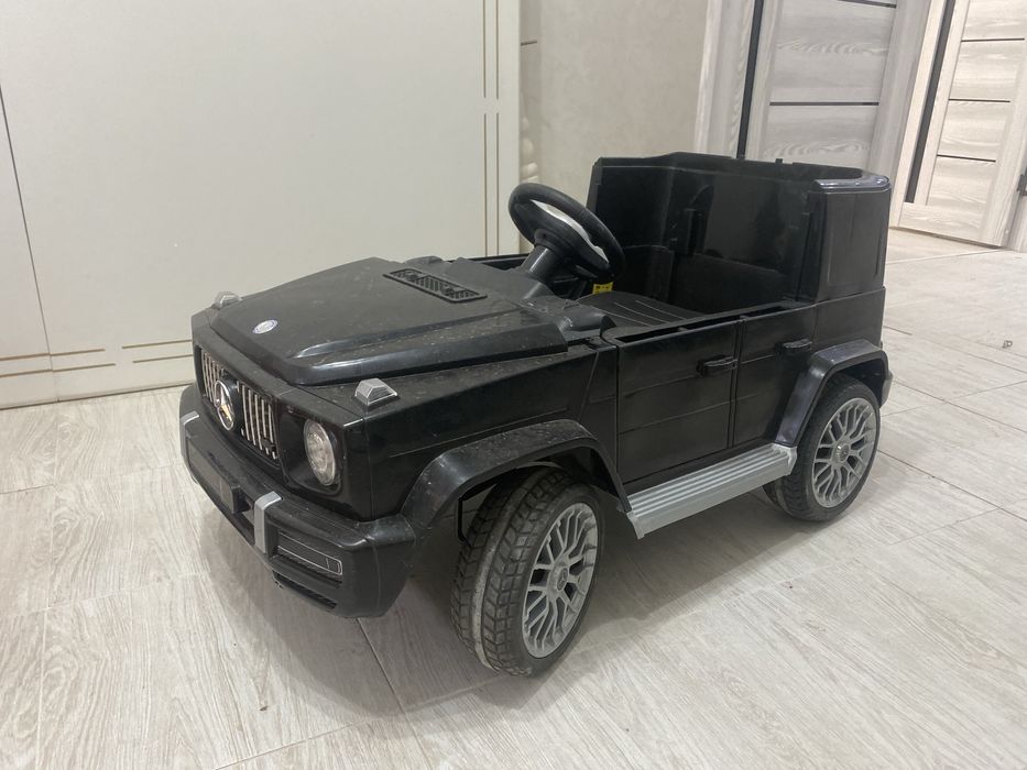 Продам детскую машину