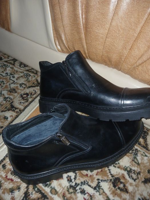 Продам ботинки демесизонные