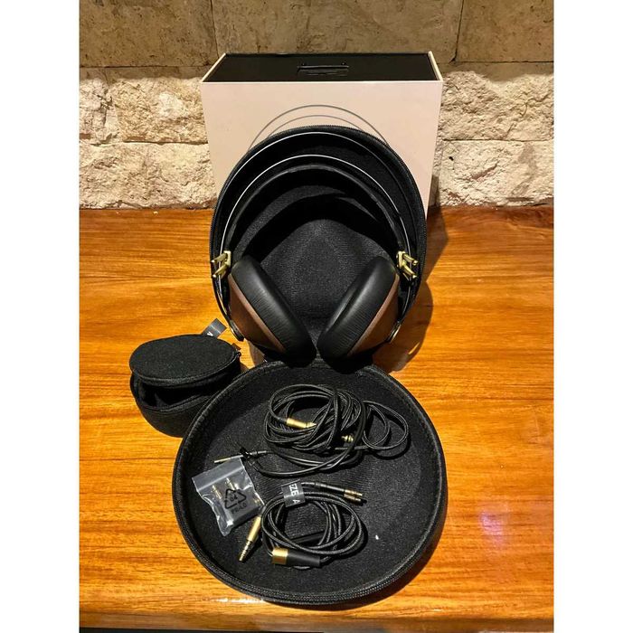 Meze Audio 99 Classics Walnut Gold