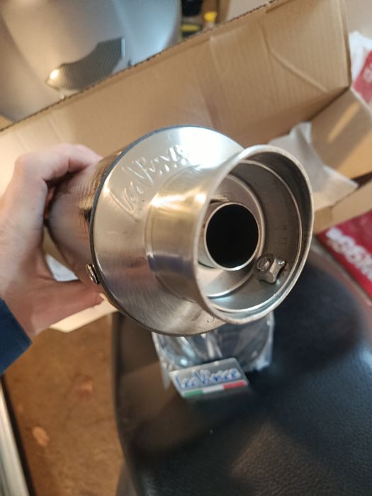 Ауспух за мотор гърне