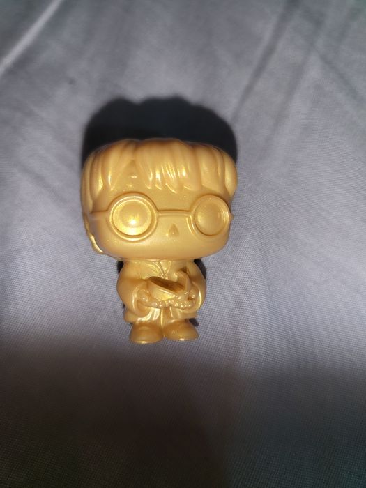 Figurină Harry Potter de aur