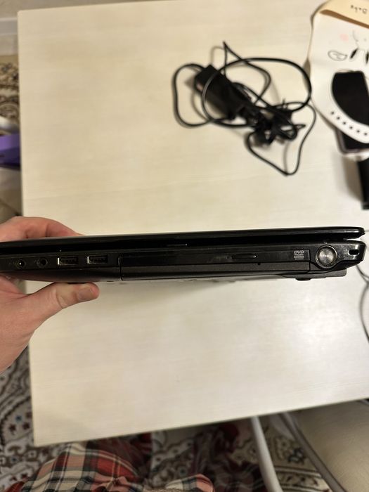 Продам ноутбук MSI