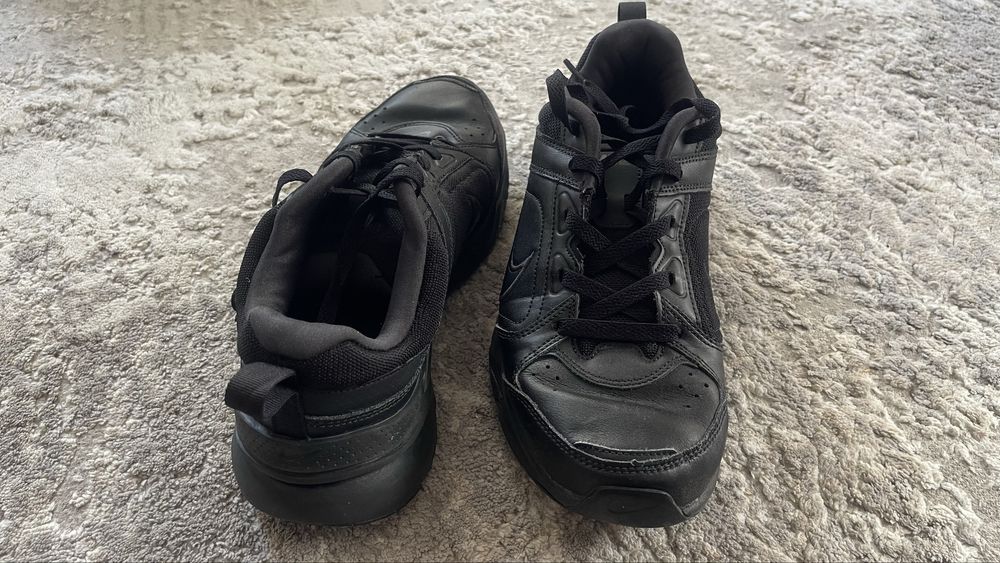 Обувки Nike Defy All Day