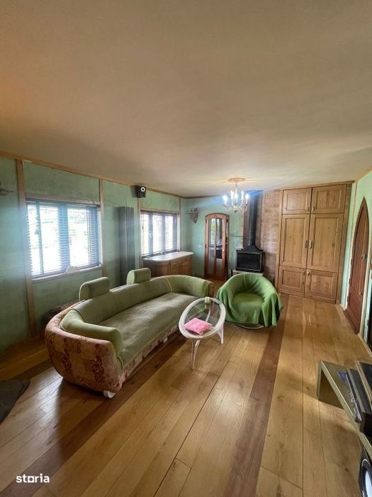 Casa ecologica din beton de canepa, 200 mp, 11 arii teren, zona Tautii