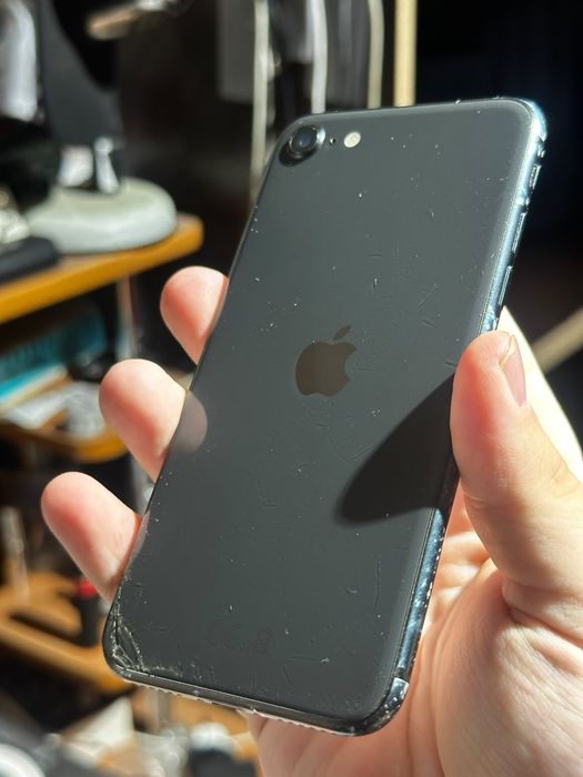 iPhone SE 2020г. 128GB