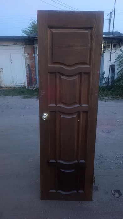 Продам межкомнатные двери б/у