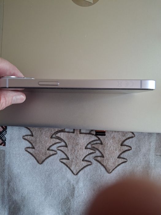 iPhone 14   512GB.  като нов без  драскотини