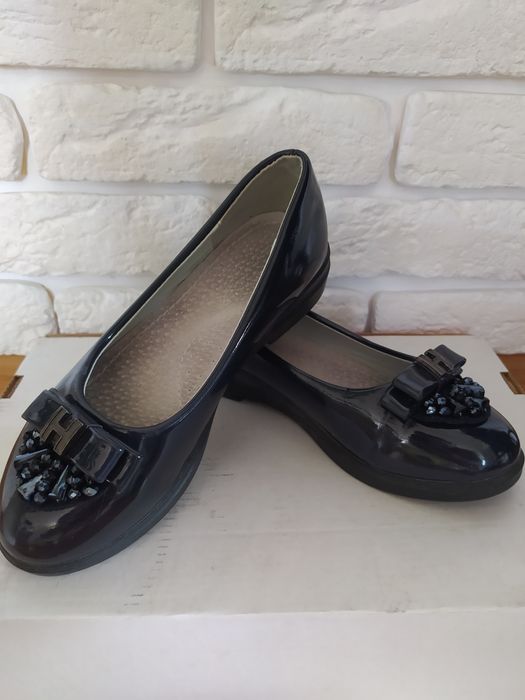 Школьная обувь на девочку