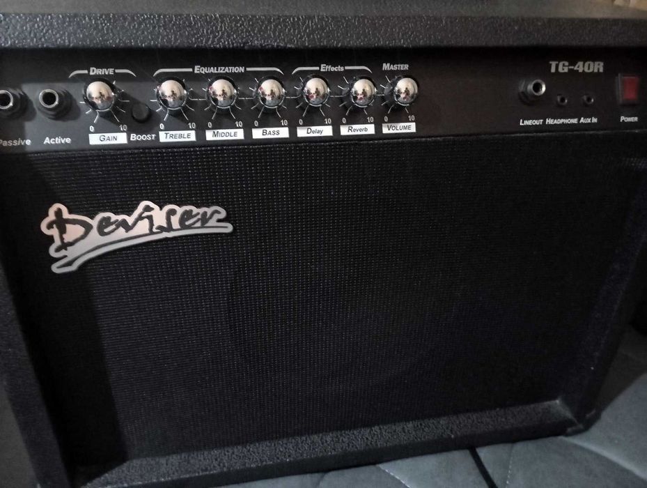 Гитарный комбоусилитель Deviser TG-40R