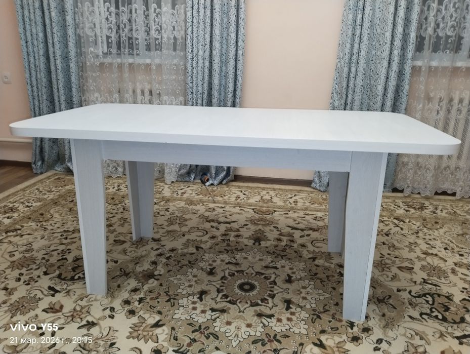 Продам стол. В отличном состоянии