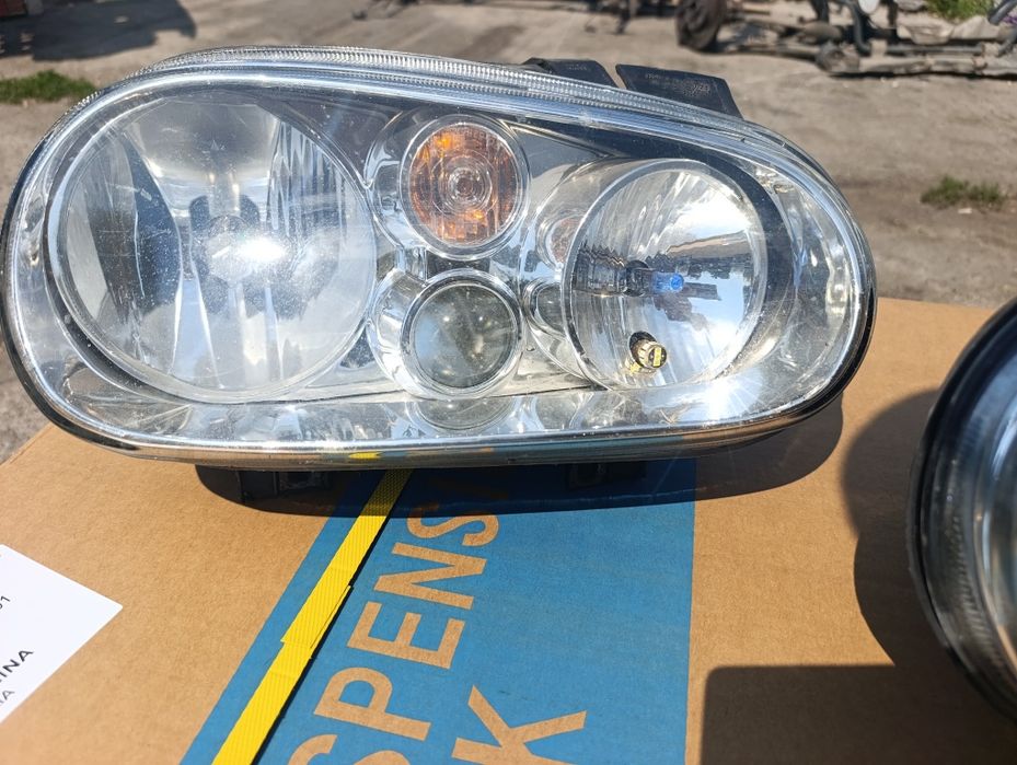 Фарове Фолксваген Голф4 / VW Golf 4