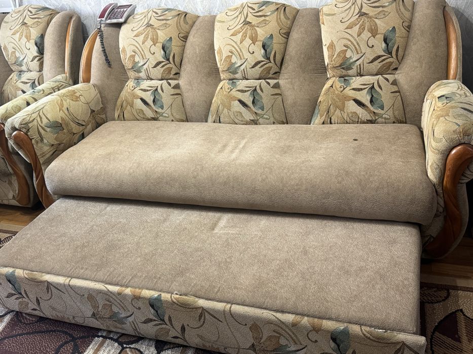 Продам диван с креслом