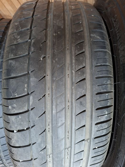 Продам шины 235/45/18 Китай