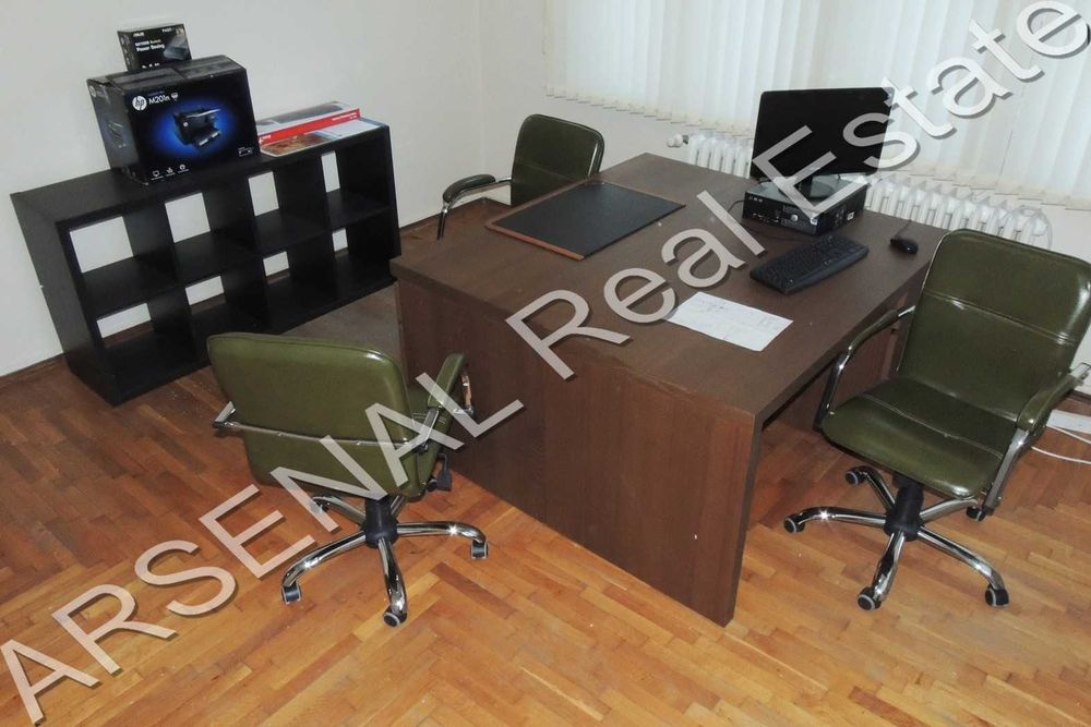 Дава се под наем Офис в София, Център - 150 кв.м за 1097.01 € - Снимка #2