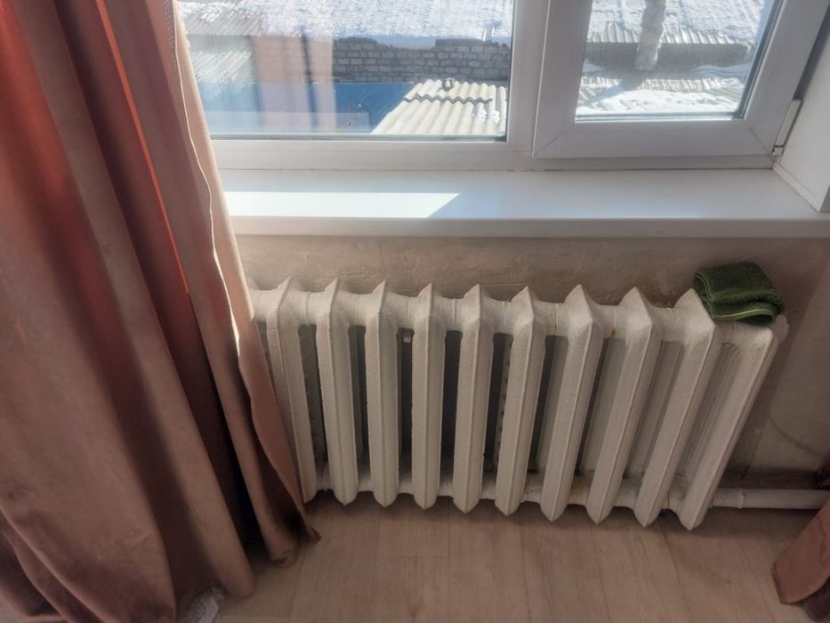 Продам чугунные батареи