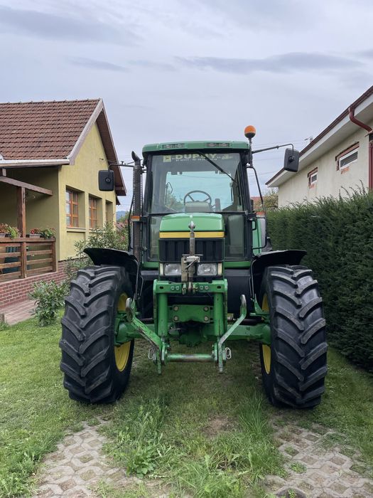 Tractor jhon Deere 6810