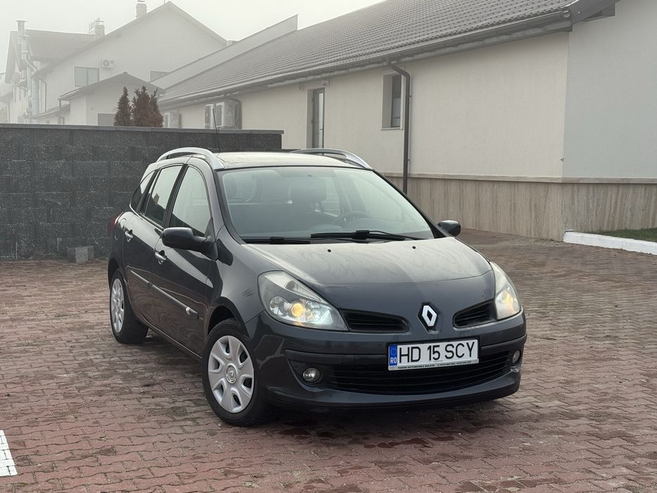 Vand Renault Clio GrandTour 1.2 Benzina 2009  Panoramic Inmatriculat