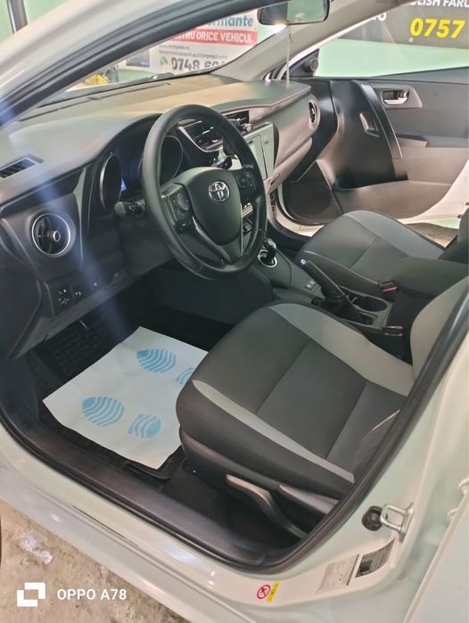 Vand toyota auris