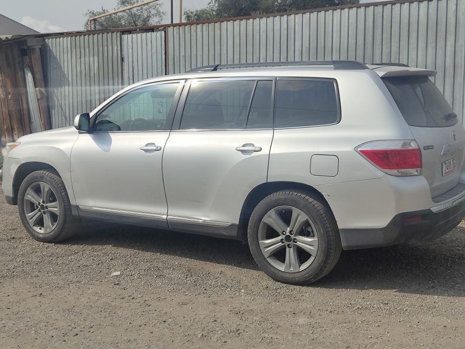 Продам диски Тойота хайландер r19