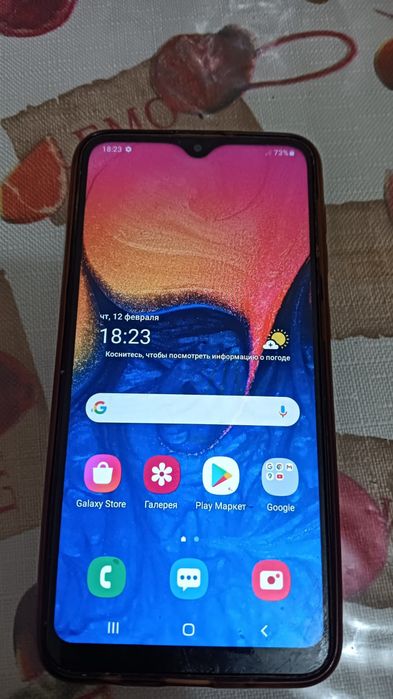 Продам телефон Самсунг галакси А10