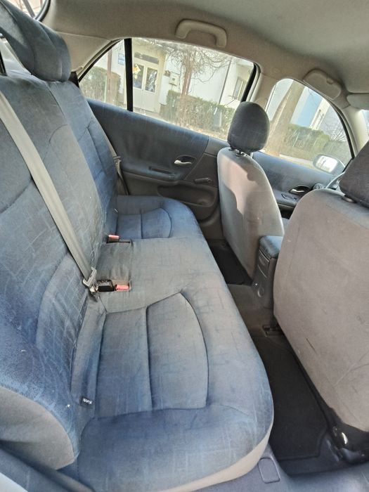 Laguna 2/ 175.000 km/ 1.8 benzina