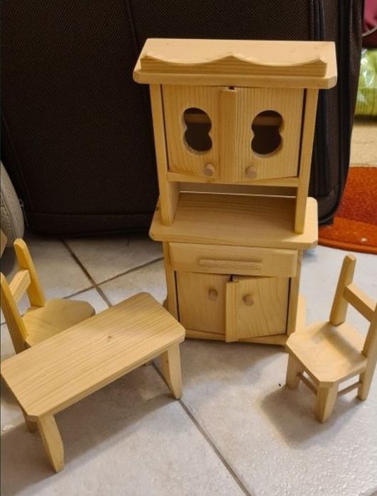 Mobilier papusi
Stare buna, fara ultima coperta, cu retete