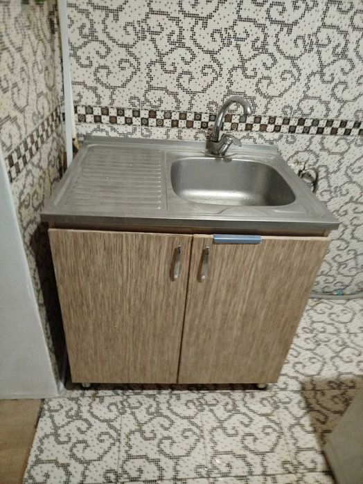 Продам мойку с тумбой б.у. за 100000