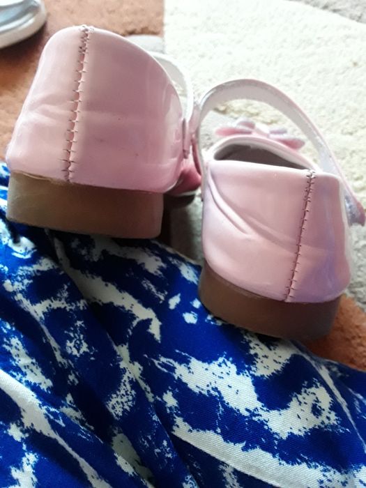 Pantofi fete nr33 in condie buna