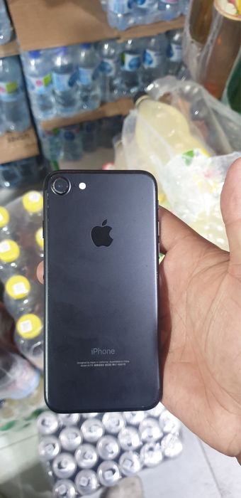 Iphone 7/128 gb qora