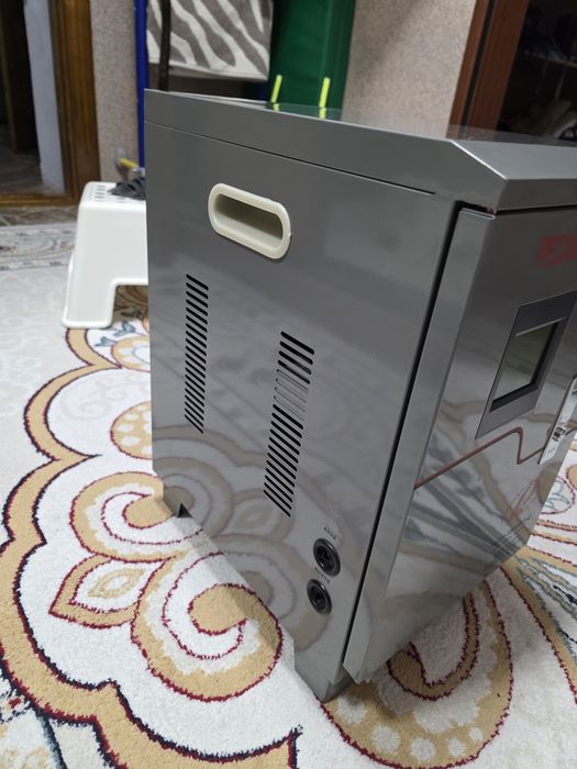 Продам стабилизатор Ресанта